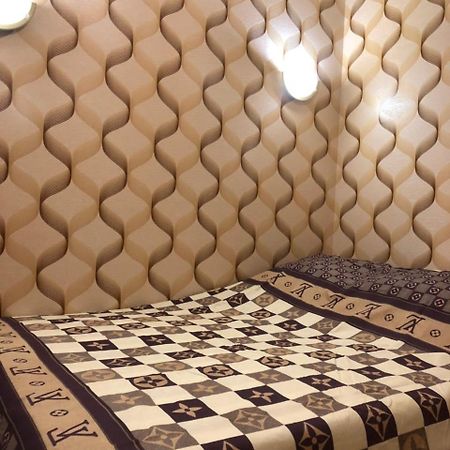 Comfortable Apartment Near Metro Kharkiv Eksteriør billede