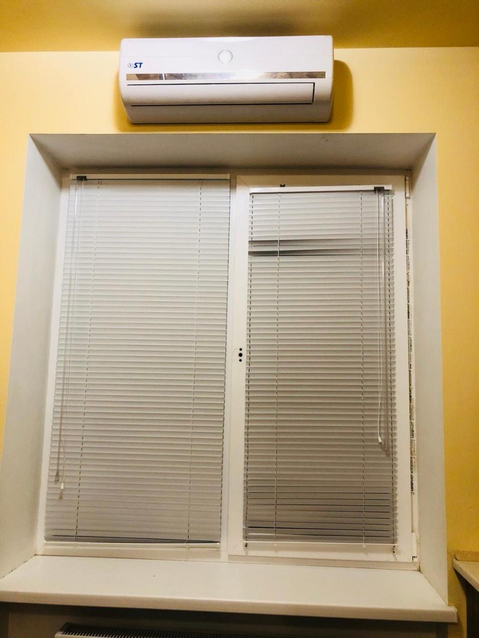 Comfortable Apartment Near Metro Kharkiv Eksteriør billede