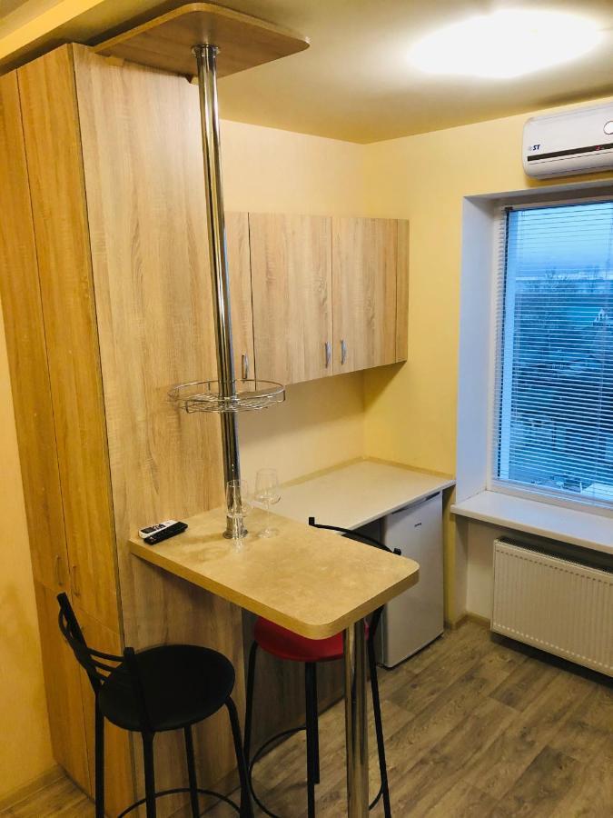 Comfortable Apartment Near Metro Kharkiv Eksteriør billede